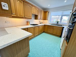 Kitchen- click for photo gallery